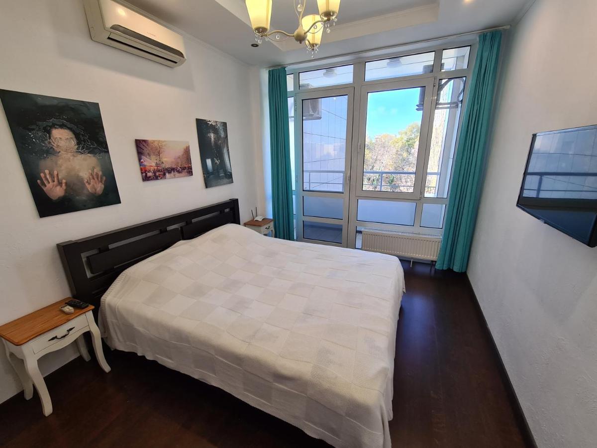 Sigurd Hall Apartments Odessa Exterior photo