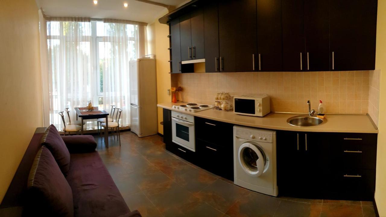 Sigurd Hall Apartments Odessa Exterior photo
